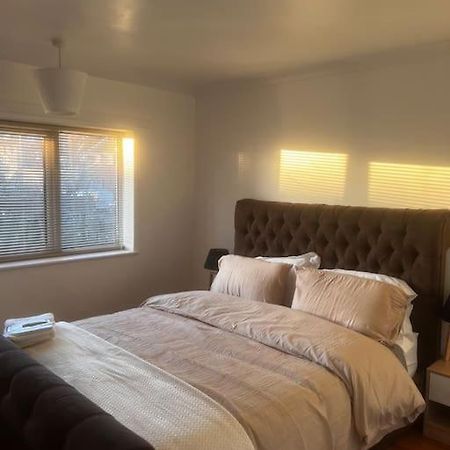 Home In Basildon, Essex Ngoại thất bức ảnh