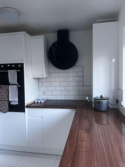 Home In Basildon, Essex Ngoại thất bức ảnh