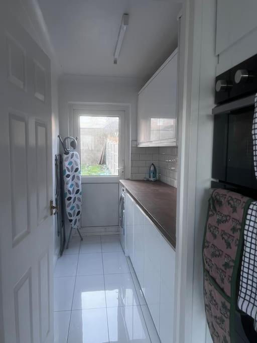 Home In Basildon, Essex Ngoại thất bức ảnh